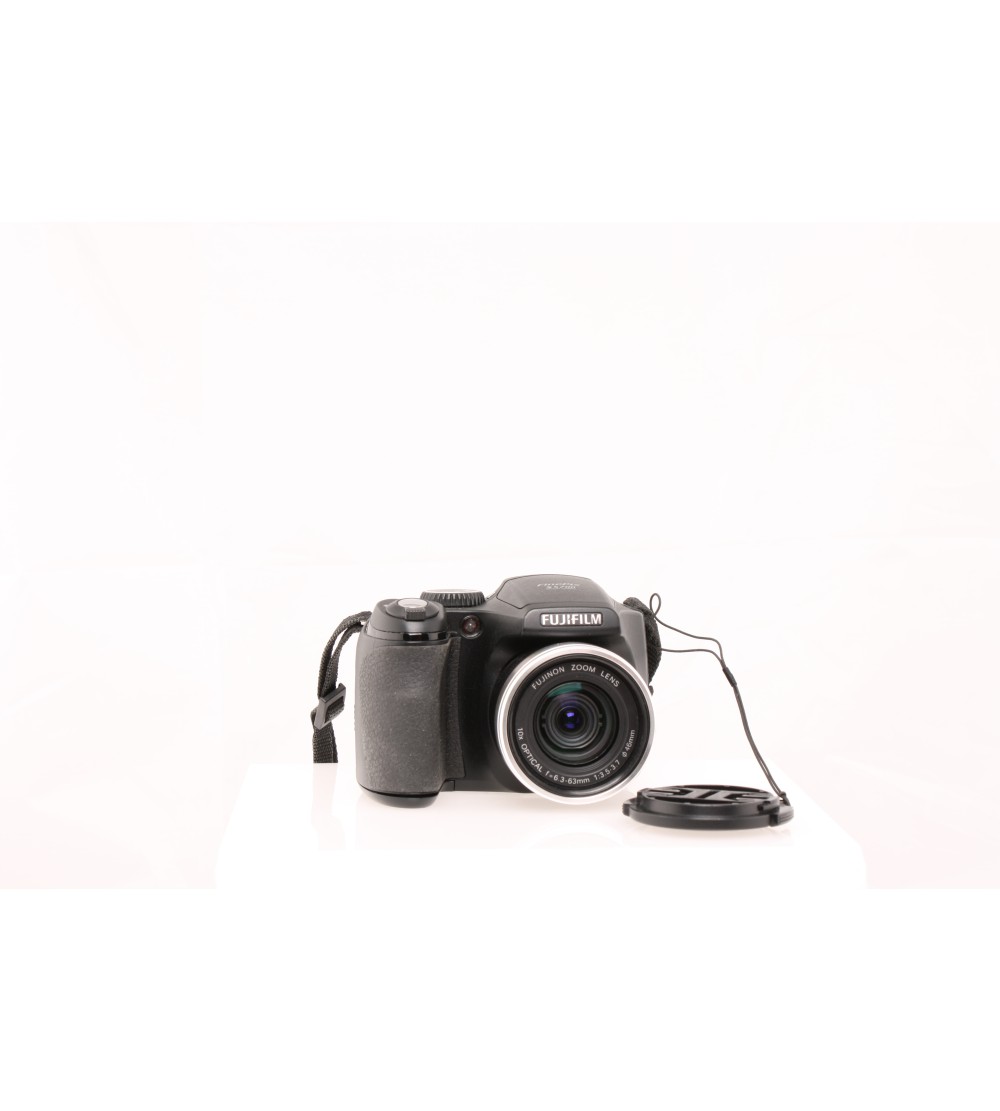 Fujifilm FinePix S5700...