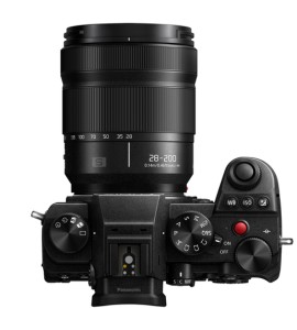 Panasonic Lumix DC-S5D+28-200mm schwarz Kamerakit
