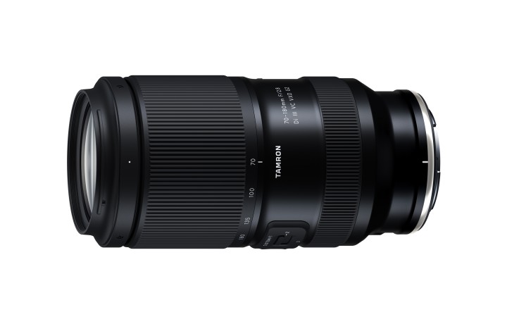Tamron 70-180mm F/2.8 Di...