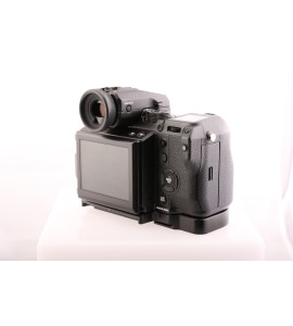 Fujifilm GFX 50S Kamera-Gehäuse inkl. Batteriegriff + Schiene