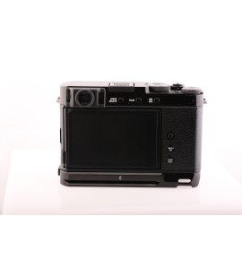 Fujifilm X-E4 Kamera-Kit 27mm inkl. Schiene + Blitz