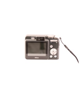 Nikon Kompaktkamera Coolpix P50