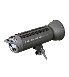 HELIOS LED-200s Performance Studioleuchte